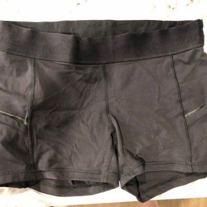 Black Lululemon Biker Shorts with Waistband Size 8
